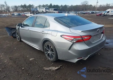 2019 Toyota Camry Se z USA, uszkodzony, nr VIN 4T1B11HK0KU763449